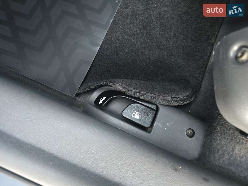 Седан Kia Rio 2006 в Хмельницькому