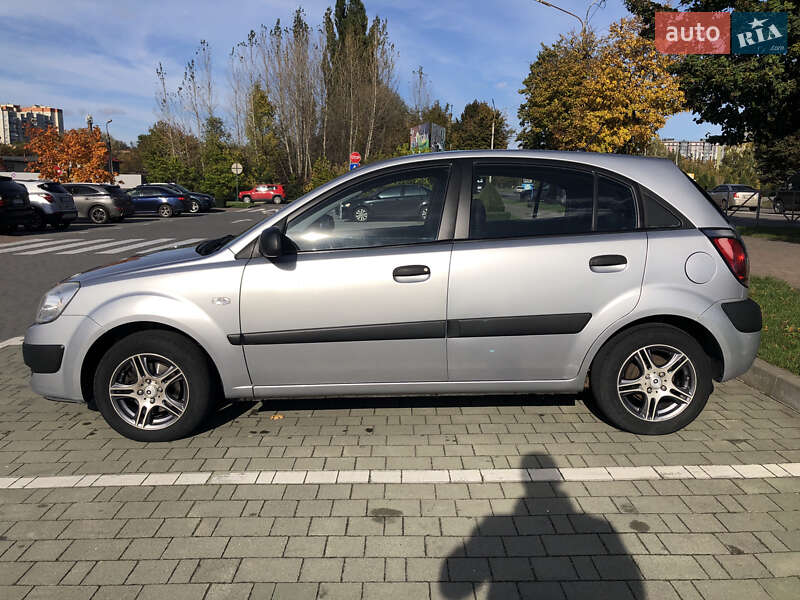 Хэтчбек Kia Rio 2009 в Хмельницком фото 3 Хэтчбек Kia Rio 2009 в Хмельницком