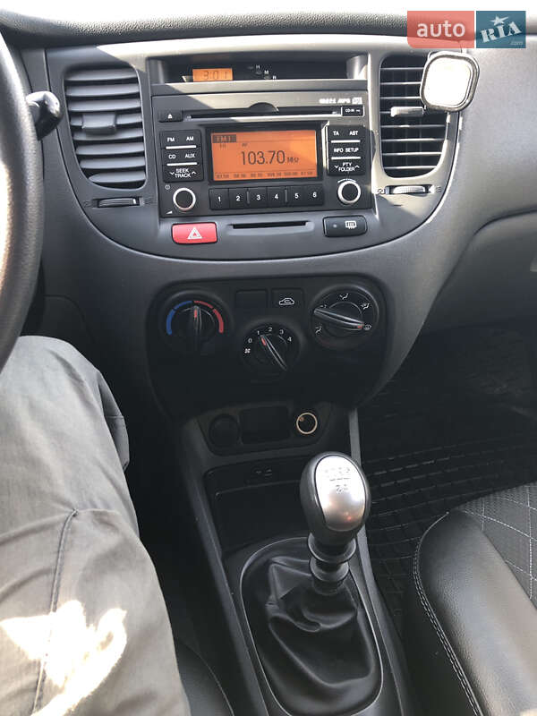 Хэтчбек Kia Rio 2009 в Хмельницком фото 16 Хэтчбек Kia Rio 2009 в Хмельницком