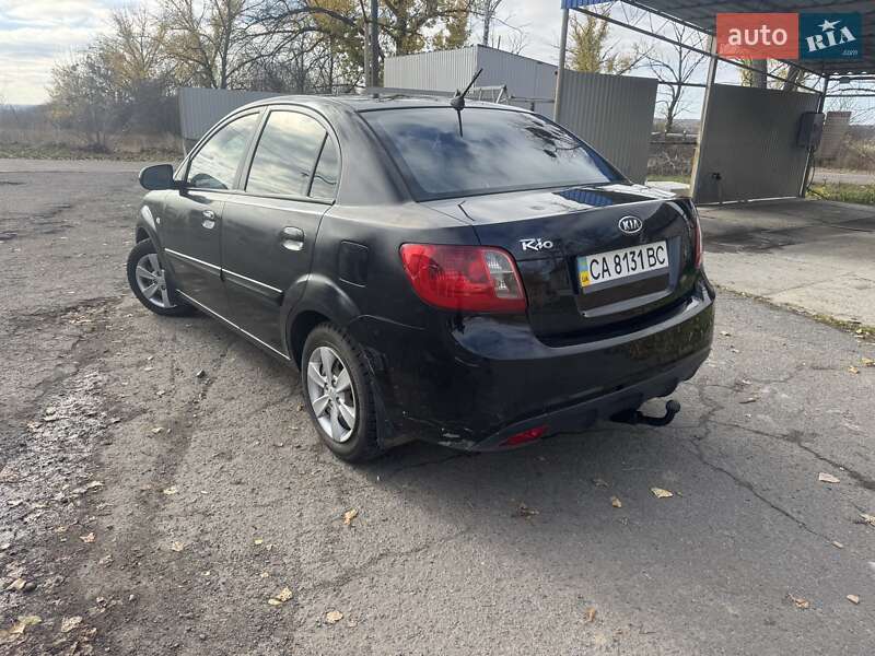 Седан Kia Rio 2011 в Звенигородке фото 3 Седан Kia Rio 2011 в Звенигородке