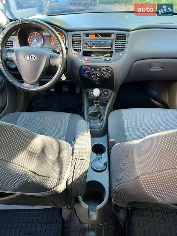 Хэтчбек Kia Rio 2008 в Одессе фото 7 Хэтчбек Kia Rio 2008 в Одессе