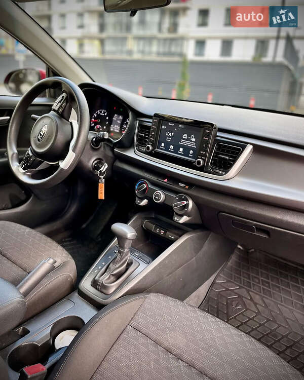 Седан Kia Rio 2018 в Львове фото 8 Седан Kia Rio 2018 в Львове