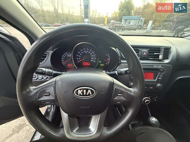 Седан Kia Rio 2012 в Києві