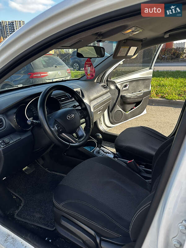 Седан Kia Rio 2013 в Киеве фото 6 Седан Kia Rio 2013 в Киеве