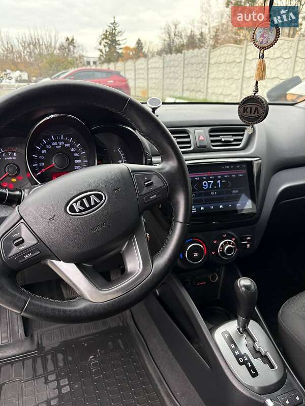 Седан Kia Rio 2012 в Харкові