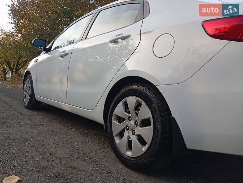 Седан Kia Rio 2012 в Никополе фото 4 Седан Kia Rio 2012 в Никополе