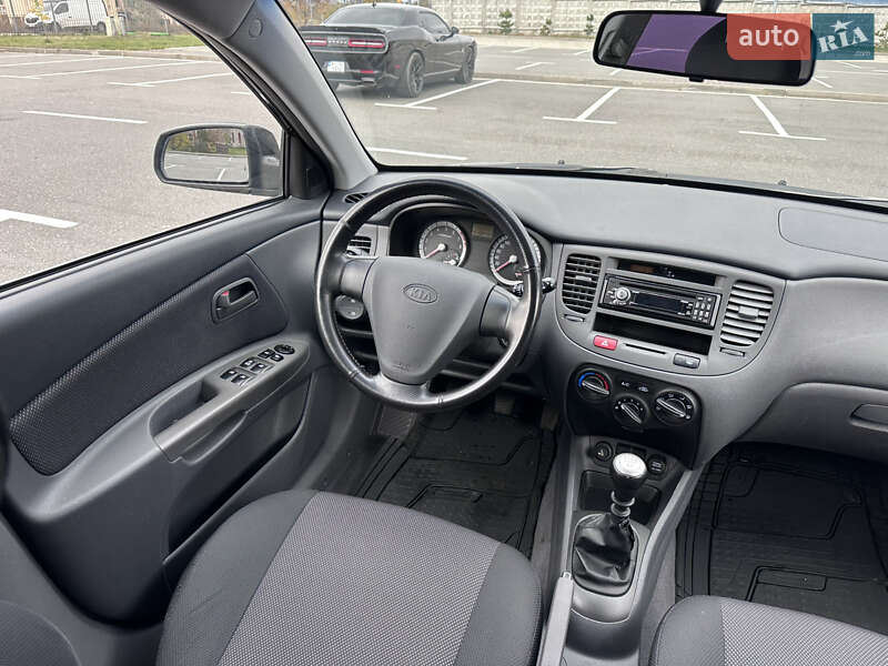 Хэтчбек Kia Rio 2007 в Киеве фото 37 Хэтчбек Kia Rio 2007 в Киеве