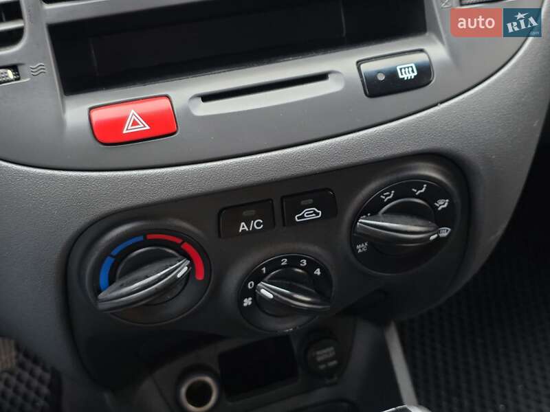 Хэтчбек Kia Rio 2007 в Тернополе фото 31 Хэтчбек Kia Rio 2007 в Тернополе