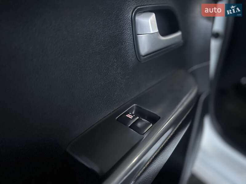 Седан Kia Rio 2012 в Николаеве