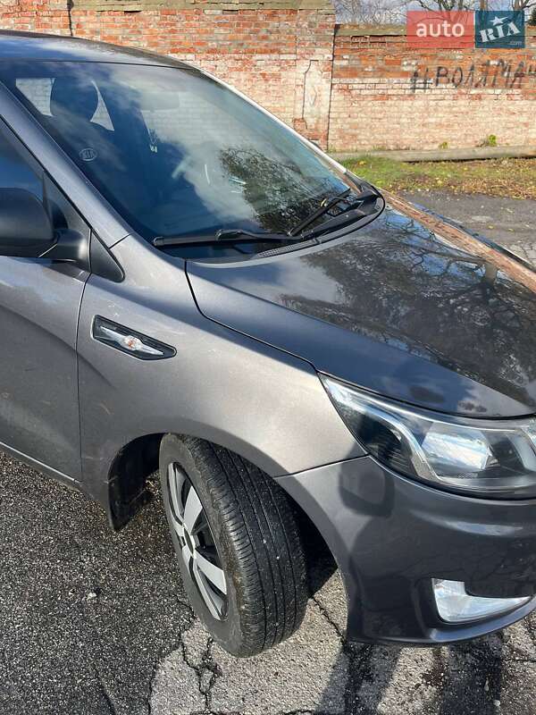 Седан Kia Rio 2012 в Полтаве