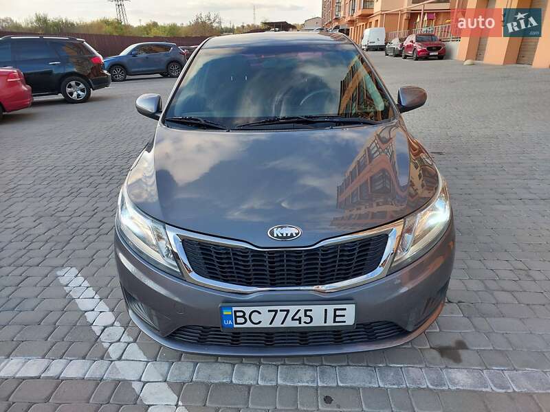 Седан Kia Rio 2013 в Дніпрі фото Седан Kia Rio 2013 в Дніпрі