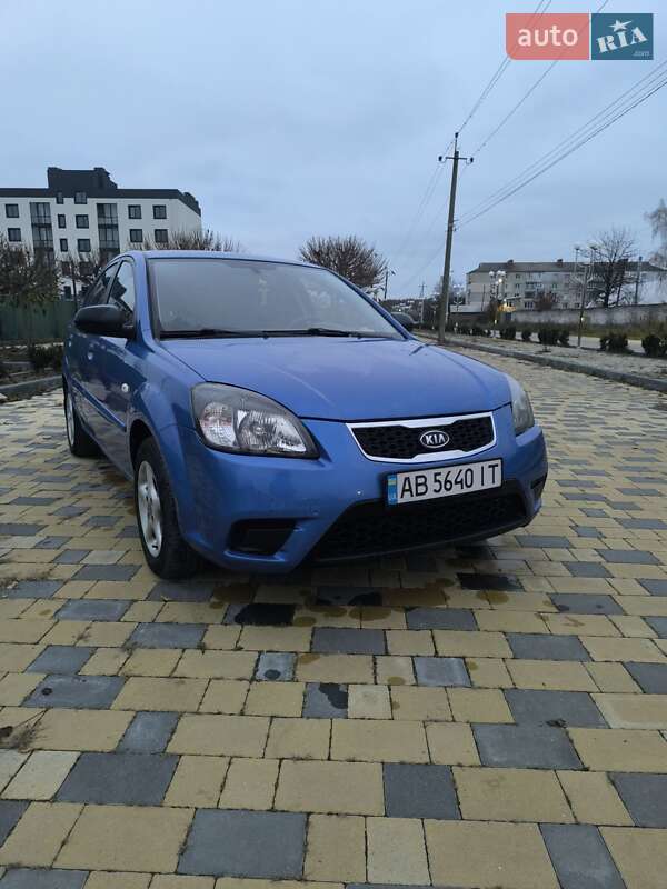 Kia Rio 2011 Kia Rio 2011