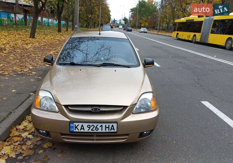 Универсал Kia Rio 2003 в Киеве фото Универсал Kia Rio 2003 в Киеве
