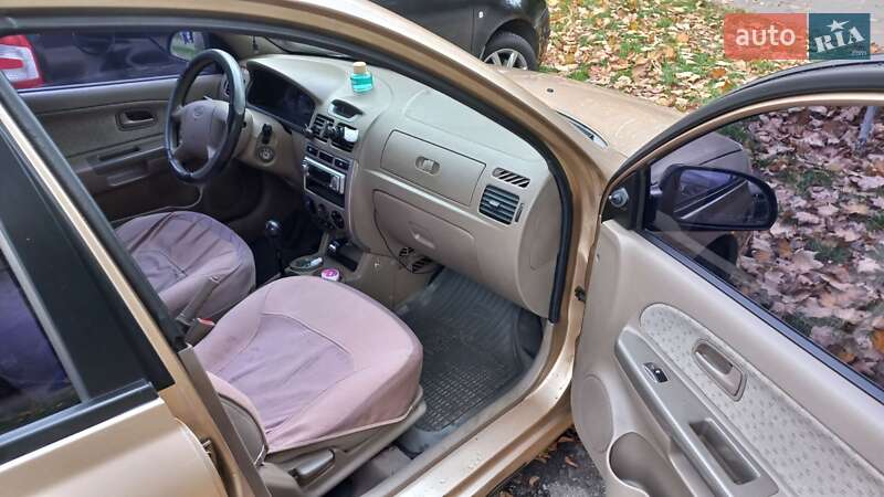 Универсал Kia Rio 2003 в Киеве фото 9 Универсал Kia Rio 2003 в Киеве