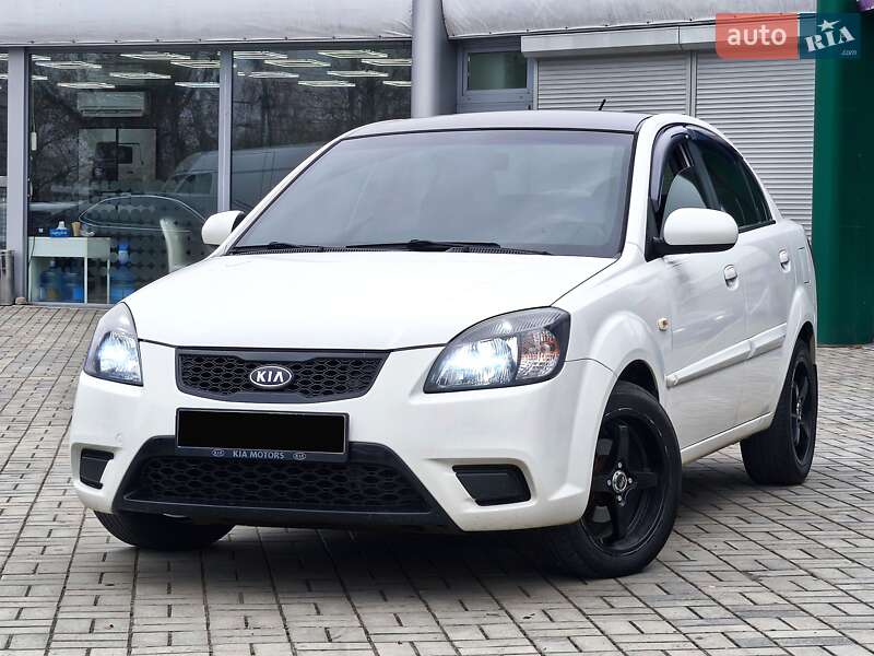 Kia Rio 2010