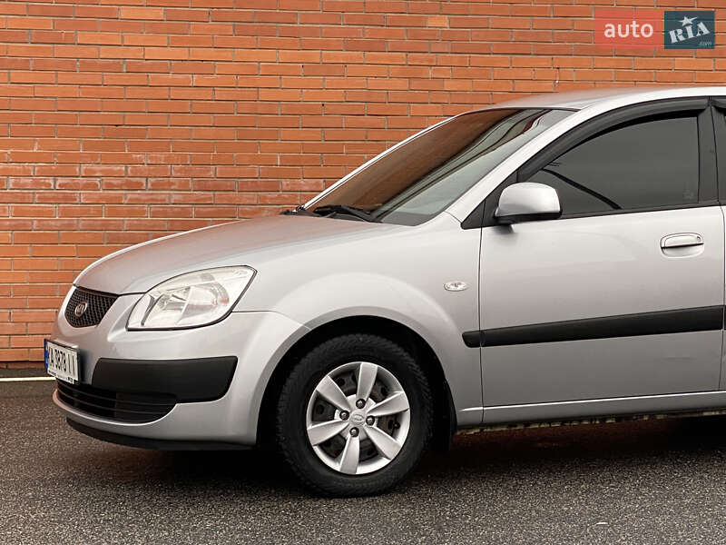 Седан Kia Rio 2008 в Киеве фото 5 Седан Kia Rio 2008 в Киеве