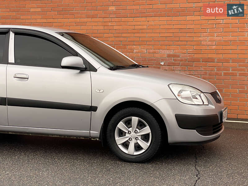 Седан Kia Rio 2008 в Киеве фото 19 Седан Kia Rio 2008 в Киеве