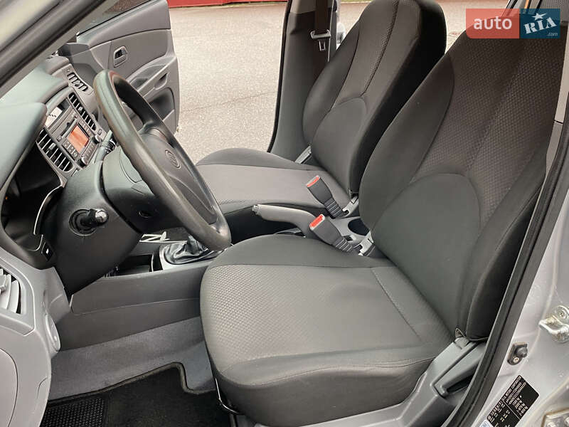 Седан Kia Rio 2008 в Киеве фото 31 Седан Kia Rio 2008 в Киеве