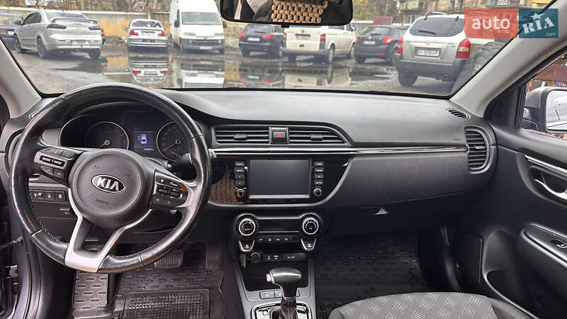 Седан Kia Rio 2018 в Киеве фото 13 Седан Kia Rio 2018 в Киеве