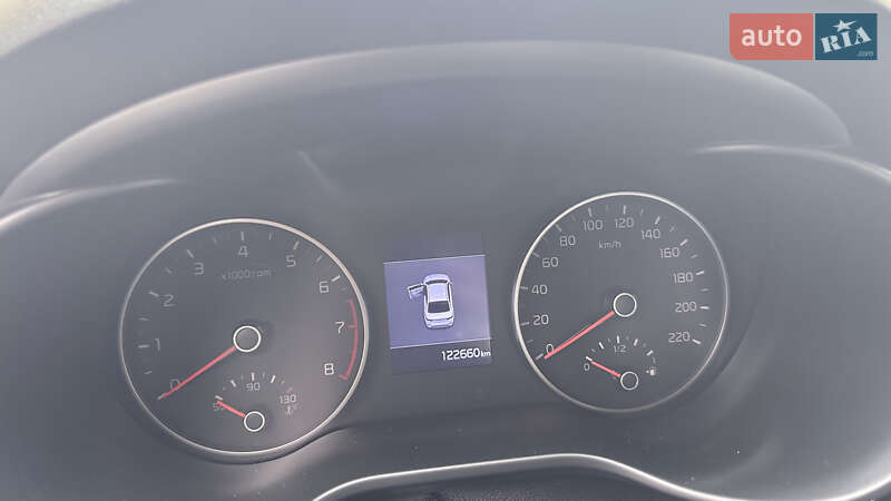 Седан Kia Rio 2018 в Киеве фото 18 Седан Kia Rio 2018 в Киеве