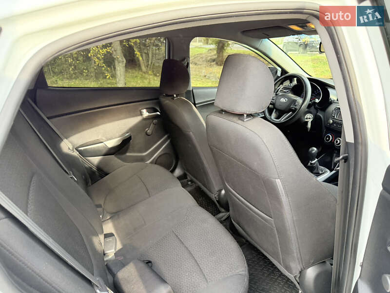 Седан Kia Rio 2013 в Харькове фото 27 Седан Kia Rio 2013 в Харькове