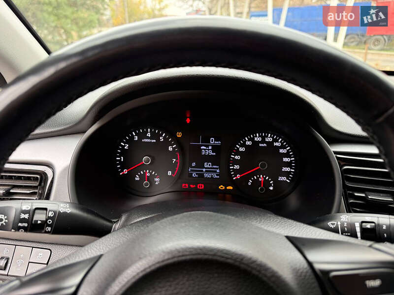 Хэтчбек Kia Rio 2018 в Днепре фото 5 Хэтчбек Kia Rio 2018 в Днепре