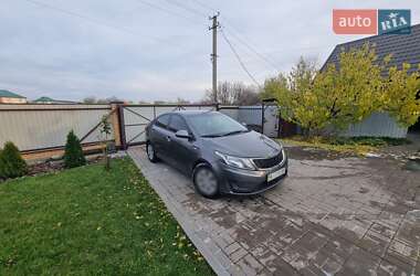 Седан Kia Rio 2012 в Києві