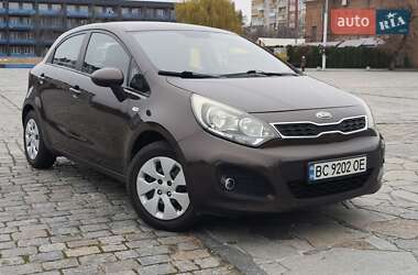 Хэтчбек Kia Rio 2012 в Кременчуге