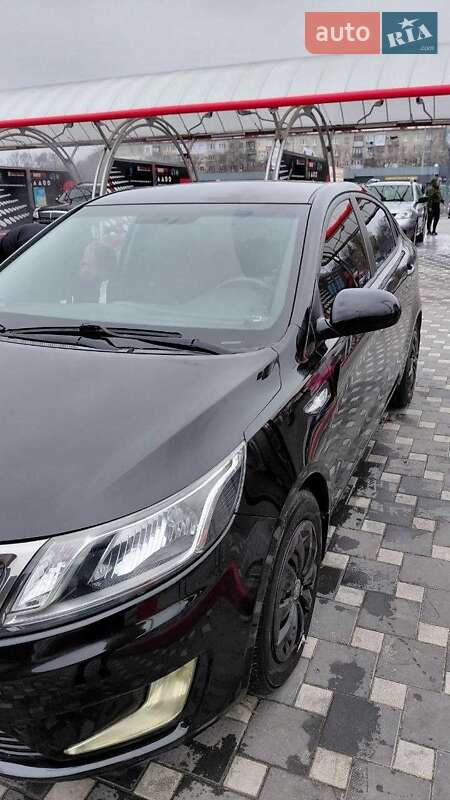 Седан Kia Rio 2012 в Полтаве