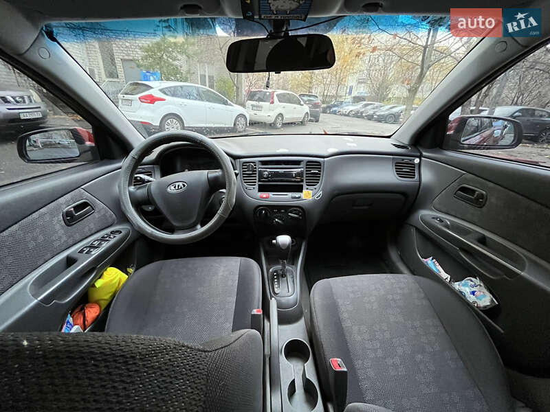 Хетчбек Kia Rio 2008 в Києві