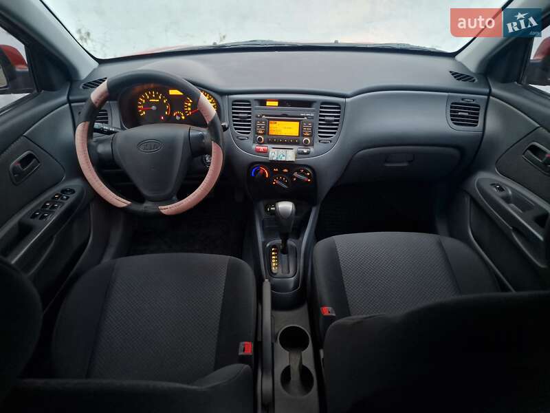 Седан Kia Rio 2008 в Одессе фото 45 Седан Kia Rio 2008 в Одессе