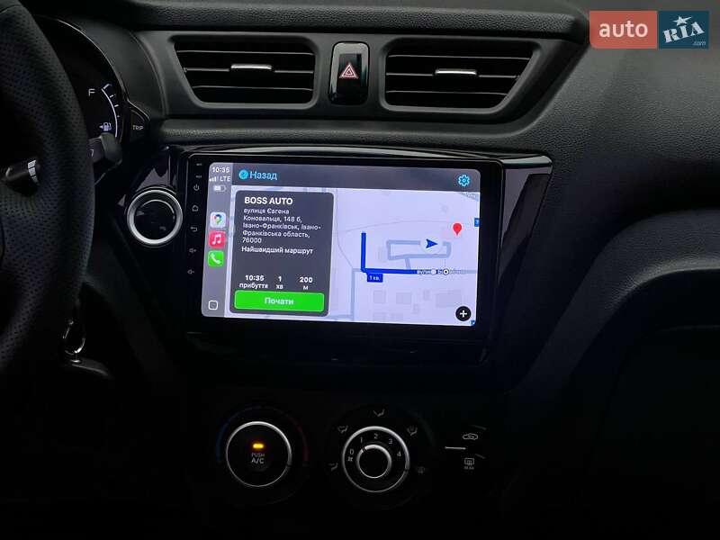 Седан Kia Rio 2012 в Ивано-Франковске