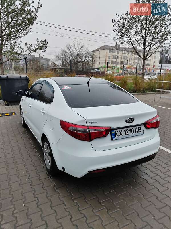 Седан Kia Rio 2013 в Ровно фото 7 Седан Kia Rio 2013 в Ровно