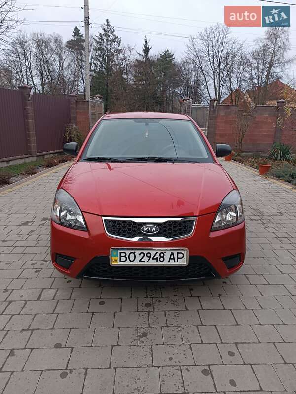 Хэтчбек Kia Rio 2010 в Хоросткове