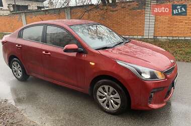 Седан Kia Rio 2018 в Киеве