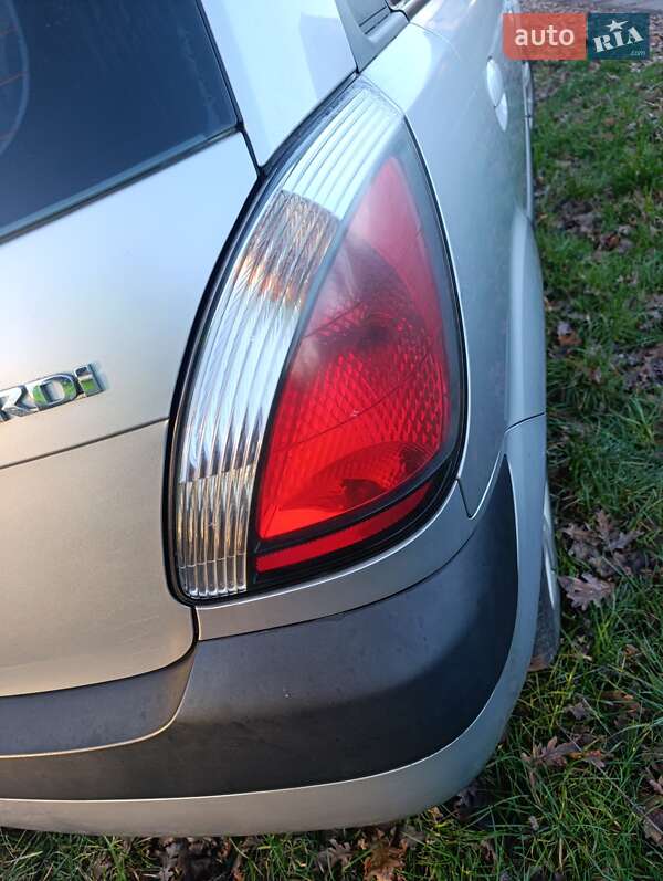 Хэтчбек Kia Rio 2005 в Онуфриевке