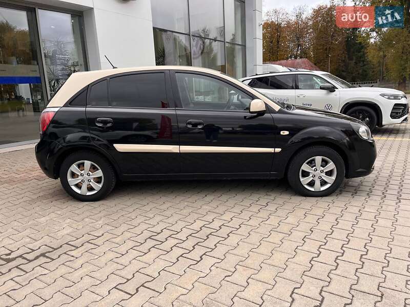 Хэтчбек Kia Rio 2009 в Житомире фото 8 Хэтчбек Kia Rio 2009 в Житомире