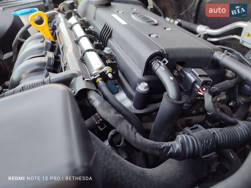 Хэтчбек Kia Rio 2012 в Кременчуге