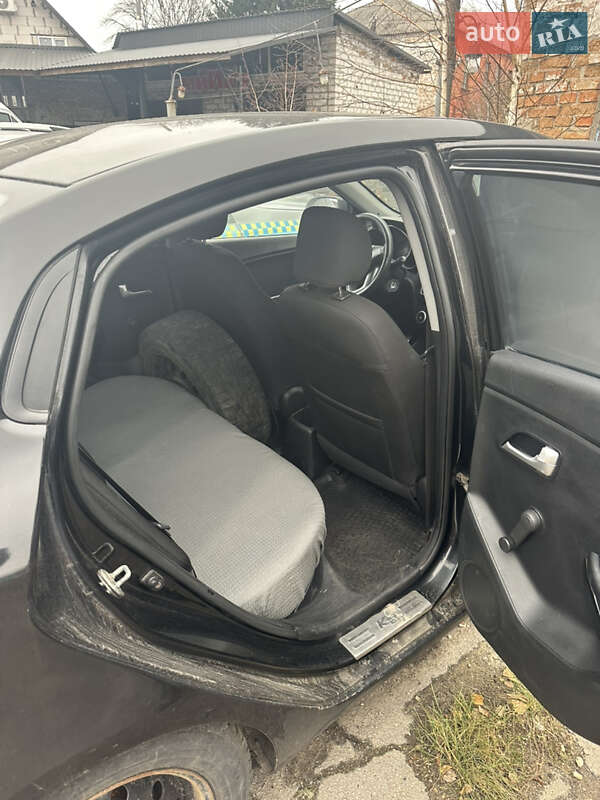 Седан Kia Rio 2012 в Лубнах