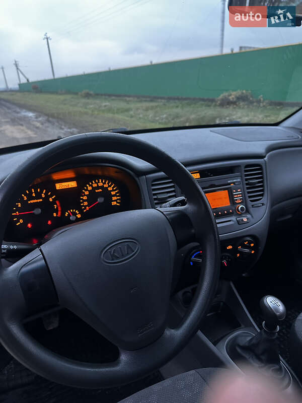 Хэтчбек Kia Rio 2009 в Тернополе фото 17 Хэтчбек Kia Rio 2009 в Тернополе