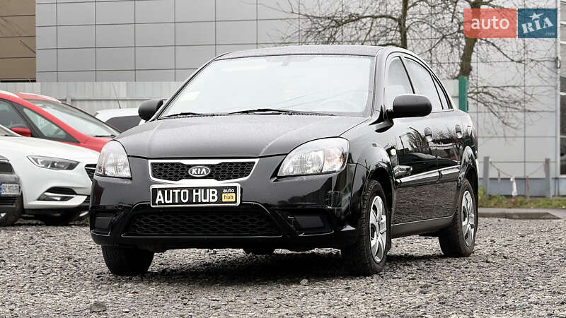 Седан Kia Rio 2011 в Бердичеве
