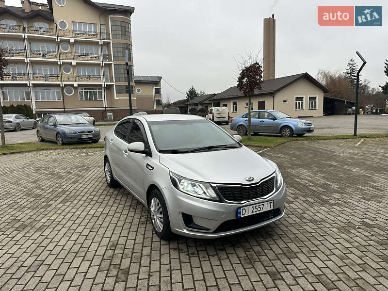 Kia Rio 2013 Kia Rio 2013