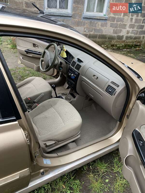 Универсал Kia Rio 2004 в Харькове фото 12 Универсал Kia Rio 2004 в Харькове
