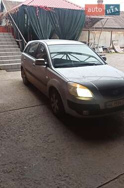 Хетчбек Kia Rio 2008 в Кривому Розі