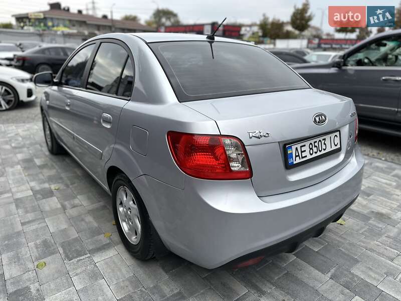 Седан Kia Rio 2010 в Днепре фото 12 Седан Kia Rio 2010 в Днепре