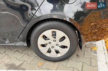 Седан Kia Rio 2012 в Броварах