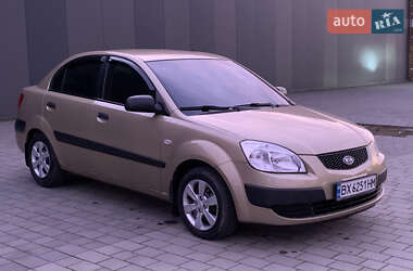Седан Kia Rio 2008 в Хмельницком