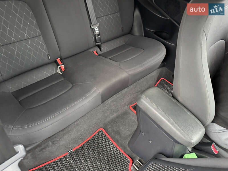 Хэтчбек Kia Rio 2016 в Киеве