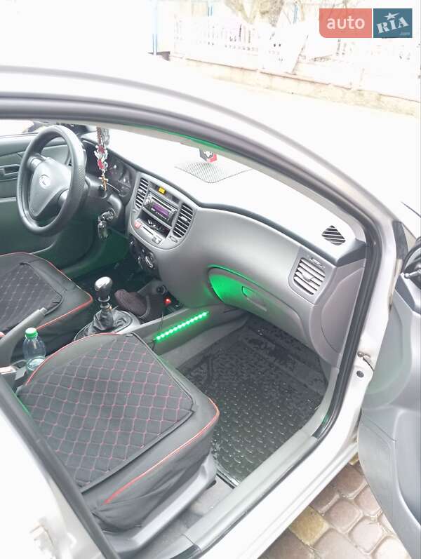 Седан Kia Rio 2008 в Тернополе