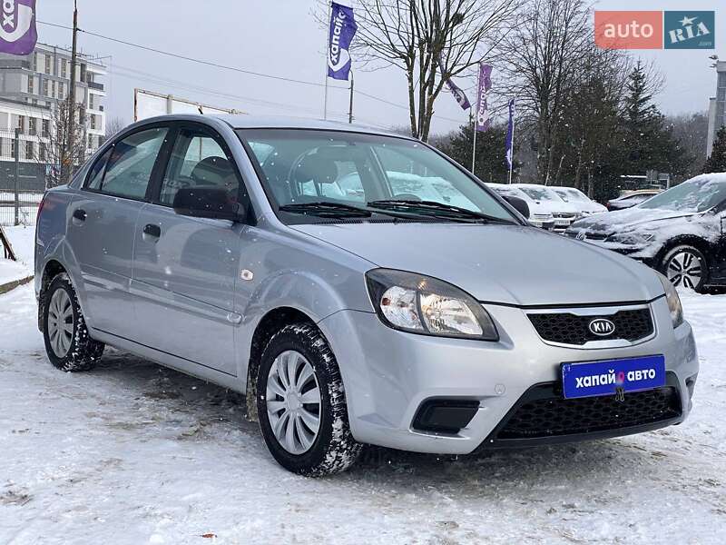 Седан Kia Rio 2011 в Львові фото 3 Седан Kia Rio 2011 в Львові